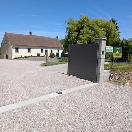 Вилла La Ferme Des Pierrettes Menneville Экстерьер фото