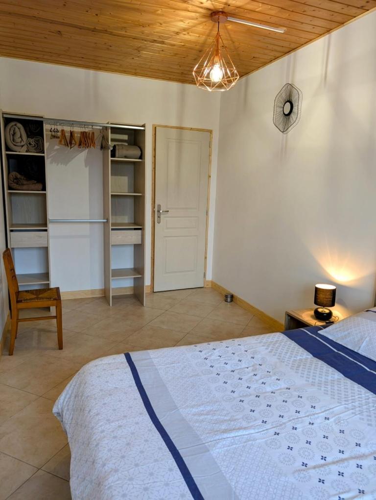 Вилла La Ferme Des Pierrettes Menneville Экстерьер фото