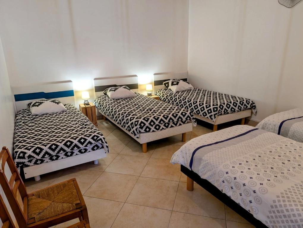 Вилла La Ferme Des Pierrettes Menneville Экстерьер фото
