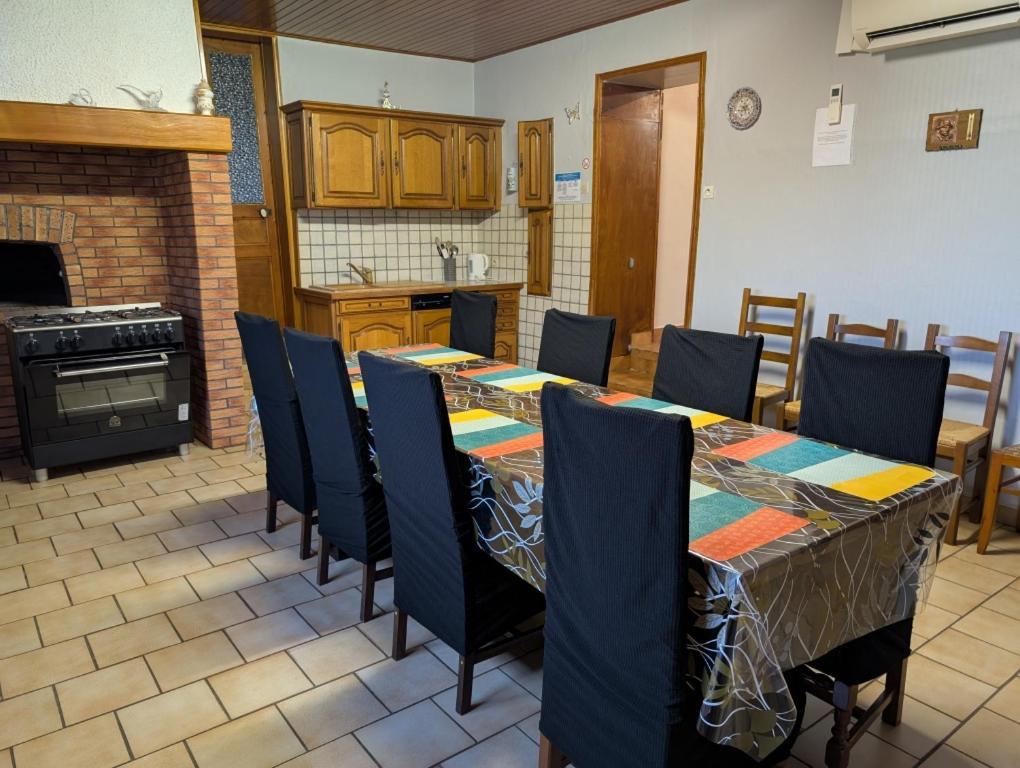 Вилла La Ferme Des Pierrettes Menneville Экстерьер фото
